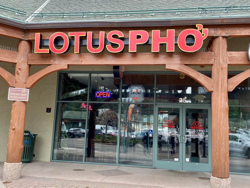 Lotus Pho